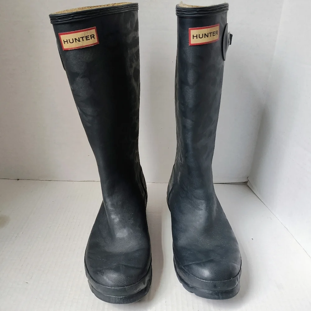 RARE Hunter Matte Dark Navy Leopard Print Faux Shearling Lined Tall Boots Sz 37